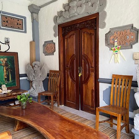 Bagus Homestay Падангбай Екстер'єр фото